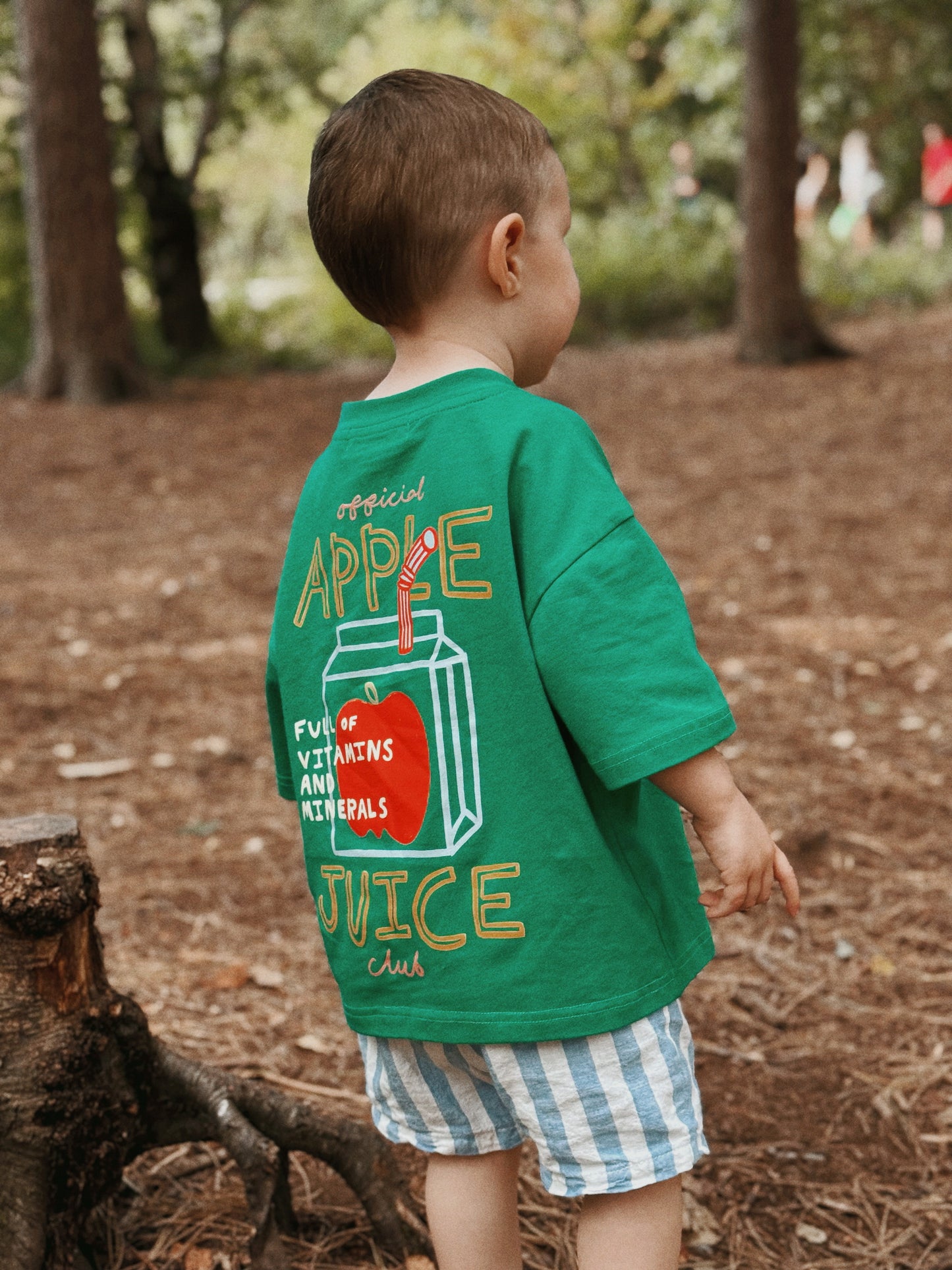 Green Oversized Children's Graphic T-shirt | Apple Juice